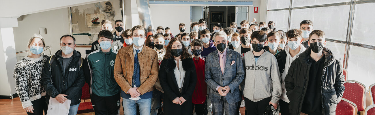 EURORREXIÓN RAYO NOTICIA DESTACADA 1300 X 400px|EURORREXIÓN RAYO FOTO HORIZONTAL 378 X 250 PX||EURORREXIÓN RAYO FOTO VERTICAL 420 X 620 PX