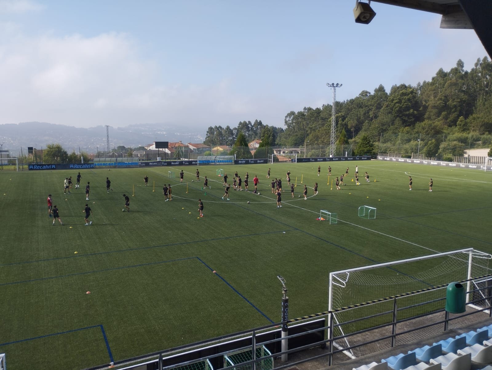 PERFECCIONAMIENTO F11 04||||||PERFECCIONAMIENTO F11 03|||A Madroa PERFECCIONAMIENTO FÚTBOL 11 FOTO HORIZONTAL 378 X 250 PX