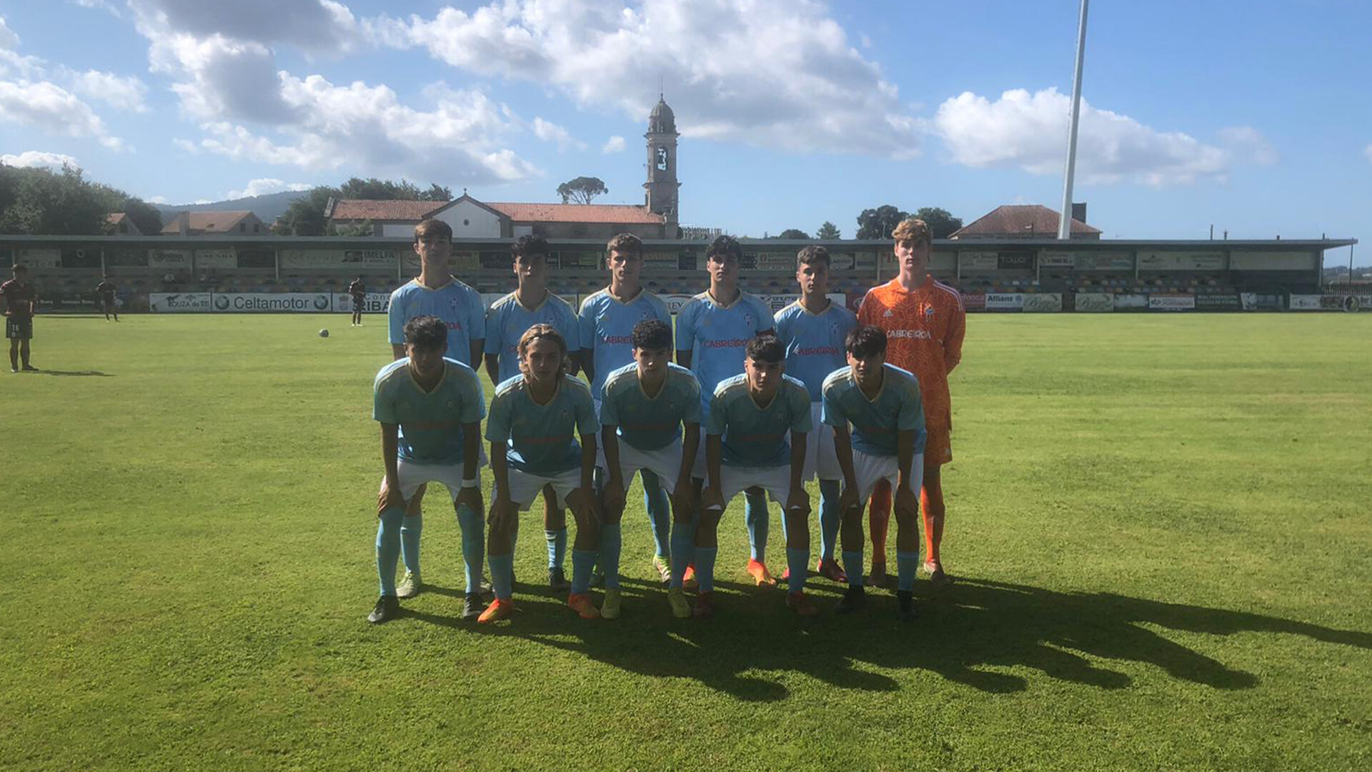 horizontalxuvenil||horizontalxuvenil|verticalxuvenil