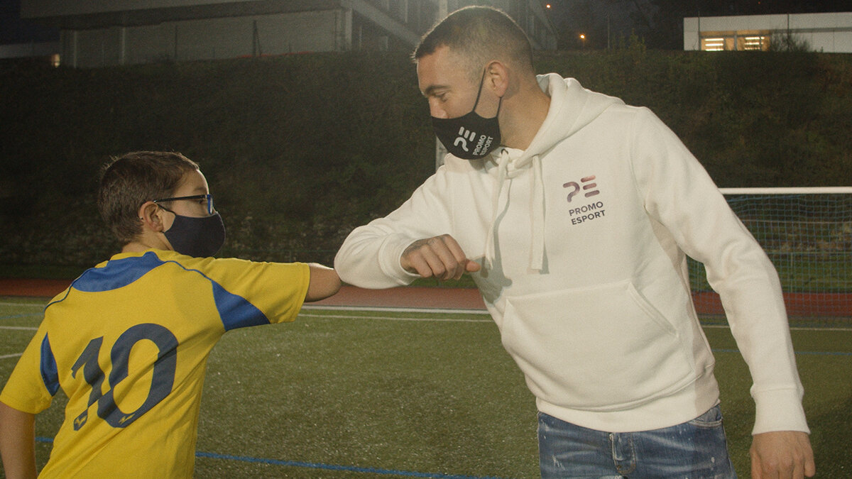 iago aspas pda 12121|||ASPAS PROMO SPORT NIÑO